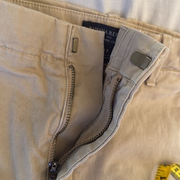 Banana Republic Authentic Chino Flat Front Short khaki size 12 (A20) - Picture 5 of 5